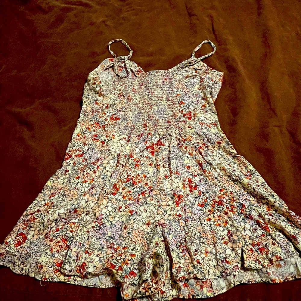 Very cute romper from Francesca’s. Never worn because I received 2.
